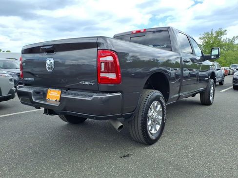 Used 2024 RAM 2500 Laramie AWD/4WD image 18