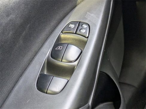 Used 2019 Nissan Sentra SV image 24