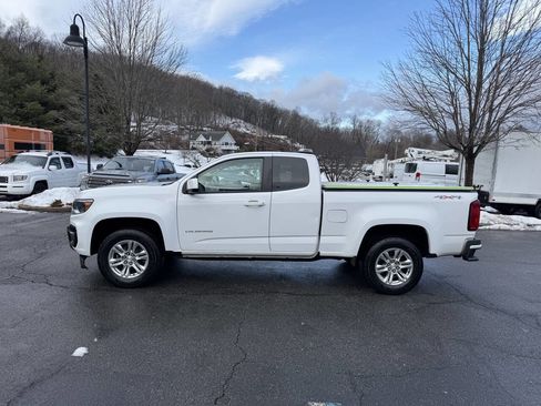Used 2021 Chevrolet Colorado LT w/ Fleet Safety Package image 3