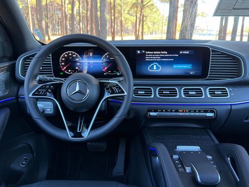 New 2026 Mercedes-Benz GLE 350 4MATIC image 3