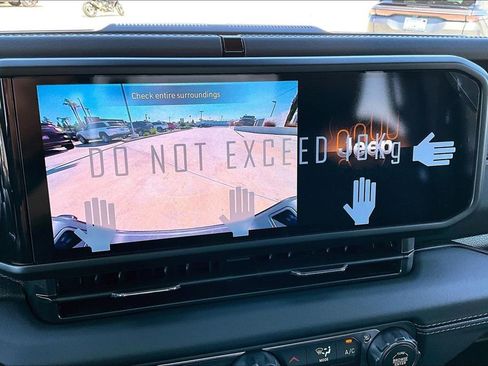 New 2026 Jeep Gladiator Sport image 26