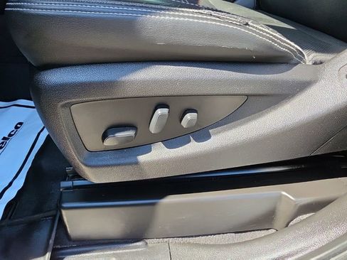 Used 2019 GMC Sierra 2500 Denali AWD/4WD image 24