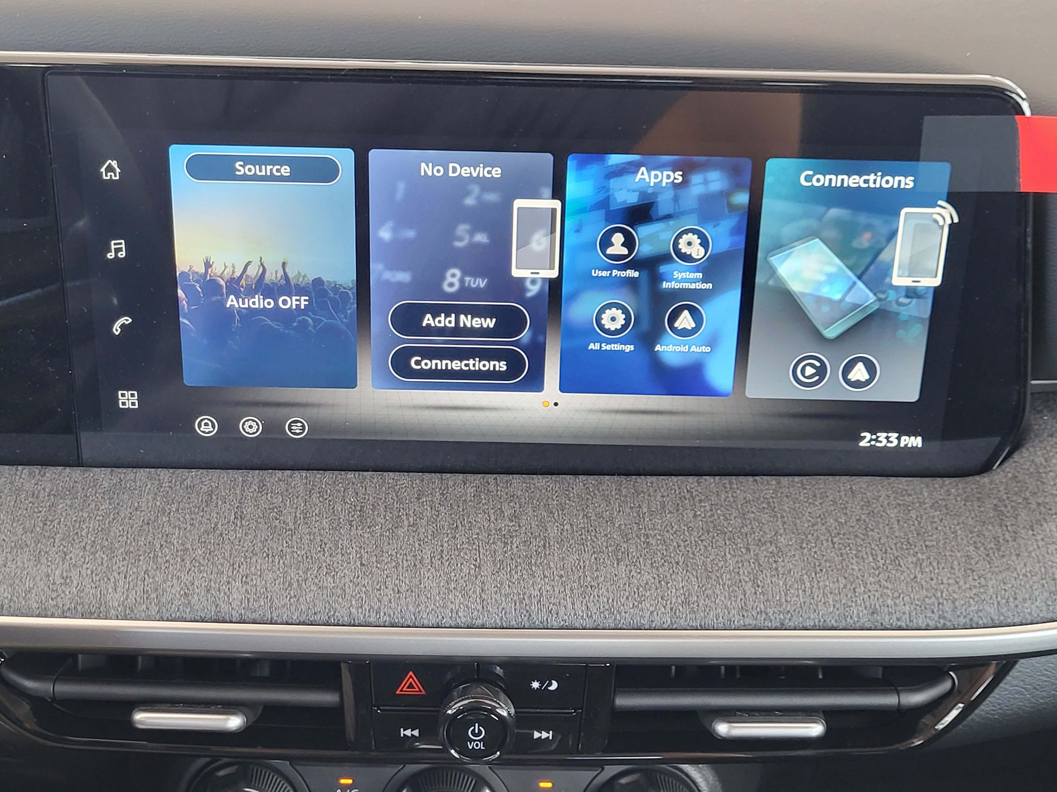 New 2026 Nissan Kicks S FWD image 13