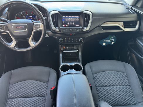 Used 2020 GMC Terrain SLE w/ Elevation Edition FWD image 16