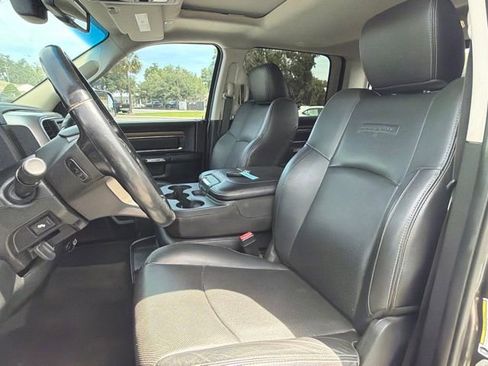 Used 2017 RAM 2500 Laramie AWD/4WD image 9