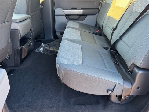 New 2026 Ford F250 XLT w/ FX4 Off-Road Package image 10