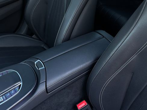 Used 2022 Mercedes-Benz E 350 Sedan image 13