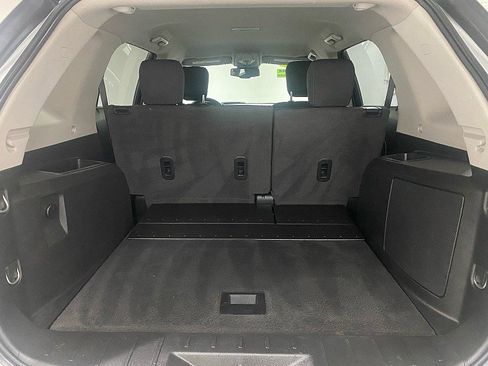 Used 2017 GMC Terrain SLE image 13