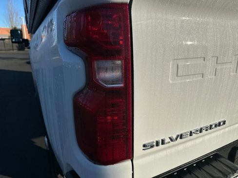 Used 2025 Chevrolet Silverado 2500 W/T w/ WT/CX Safety Package image 10