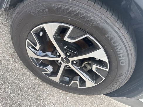 Certified 2023 Kia Sportage EX FWD image 11