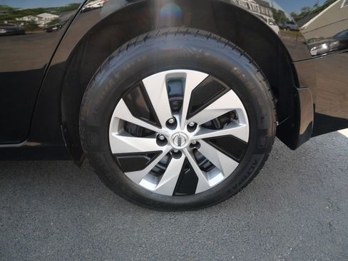Used 2020 Nissan Altima 2.5 S AWD/4WD image 37