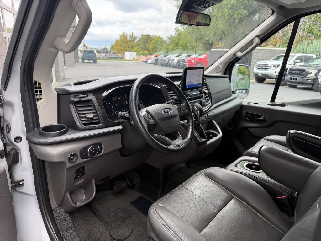Used 2021 Ford Transit 250 Medium Roof AWD image 22
