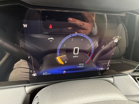 New 2026 Chevrolet TrailBlazer LT w/ Convenience Package FWD image 17