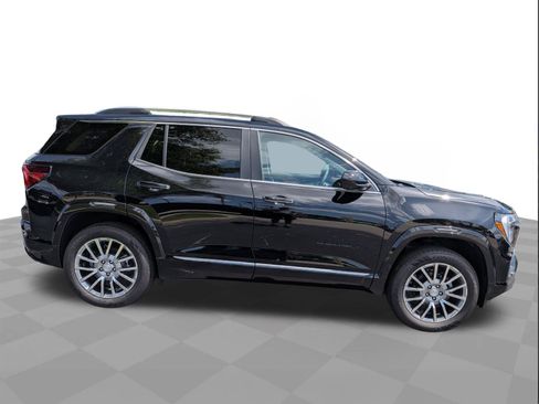 New 2026 GMC Terrain Denali w/ LPO, Black Badging Package AWD/4WD image 3