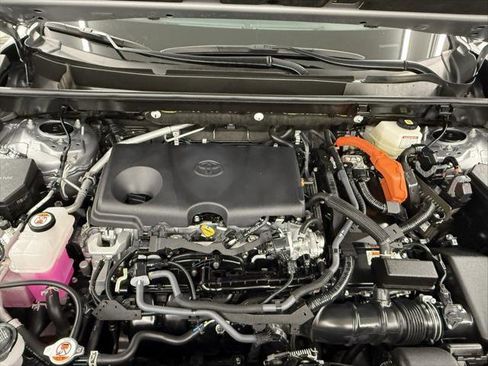 Certified 2025 Toyota RAV4 XSE image 37