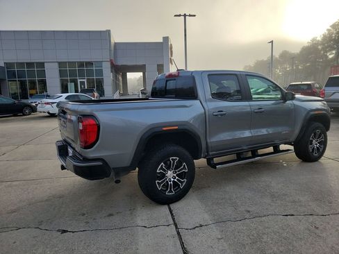 Used 2024 GMC Canyon AT4 w/ AT4 Premium Package image 8