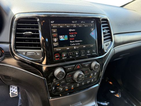 Used 2022 Jeep Grand Cherokee Limited w/ Trailer Tow Group IV image 12