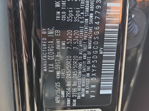 Used 2025 Kia Telluride SX AWD/4WD image 42