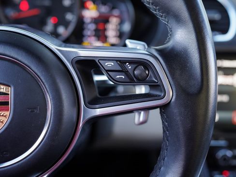 Used 2022 Porsche 718 Cayman image 26