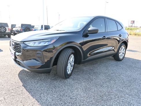 New 2026 Ford Escape Active image 9