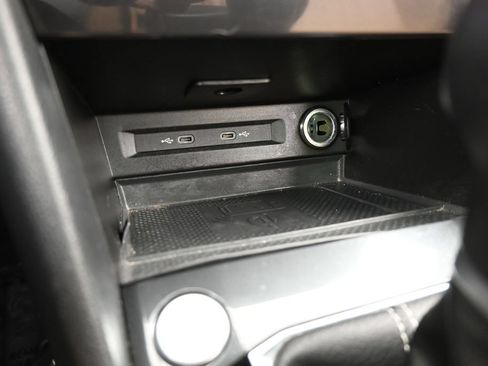 Used 2024 Volkswagen Tiguan SE R-Line FWD image 28