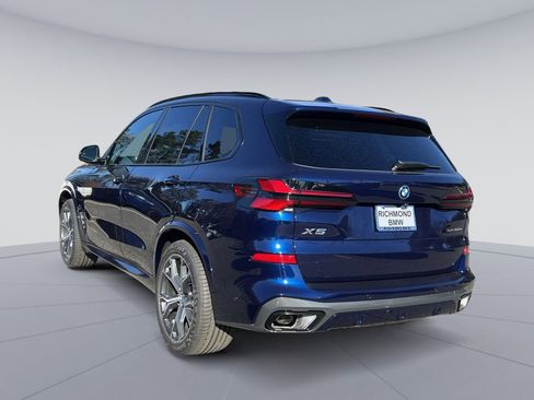 New 2026 BMW X5 xDrive50e w/ M Sport Package image 3
