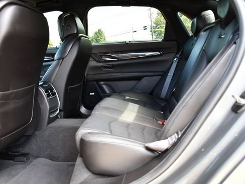 Used 2017 Cadillac CT6 Luxury AWD/4WD image 17