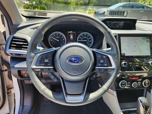 Certified 2023 Subaru Forester Limited AWD/4WD image 18