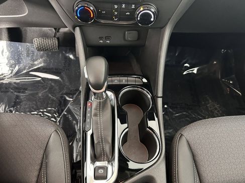 Used 2025 Buick Encore GX Preferred FWD image 20