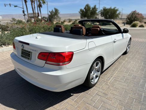 Used 2010 BMW 328i Convertible w/ Premium Pkg RWD image 35