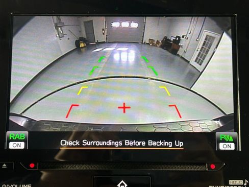 Used 2023 Subaru Crosstrek Hybrid w/ Popular Package #3 image 19