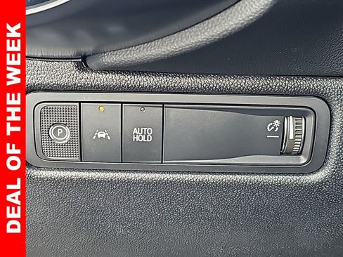 New 2026 Chevrolet Equinox EV LT image 26