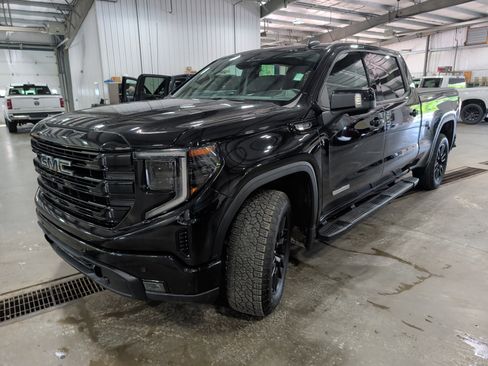 Used 2024 GMC Sierra 1500 Elevation w/ Elevation Premium Package AWD/4WD image 6