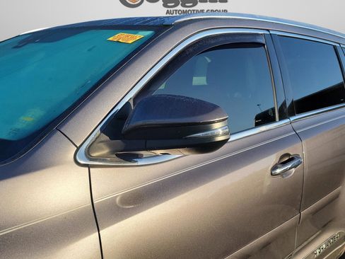 Used 2015 Toyota Highlander Limited Platinum image 29