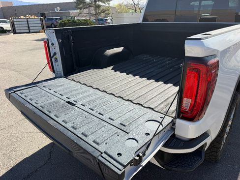 Used 2019 GMC Sierra 1500 Denali w/ Denali Ultimate Package image 7