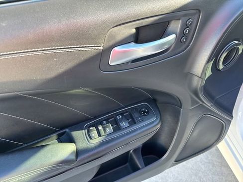 Used 2021 Dodge Charger Scat Pack w/ Daytona Edition Group image 11