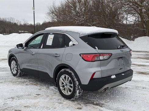 Used 2022 Ford Escape SE w/ Convenience Package image 5