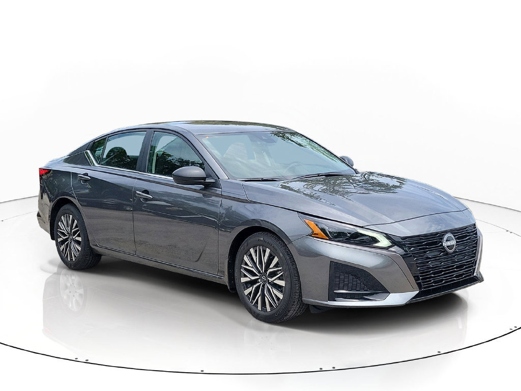 New 2026 Nissan Altima 2.5 SV FWD image 3