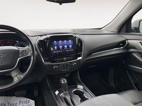 Used 2020 Chevrolet Traverse RS image 11