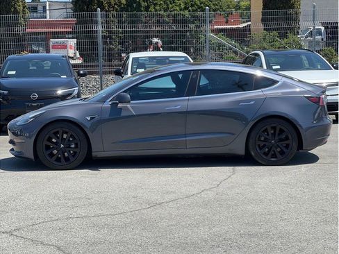 Used 2019 Tesla Model 3 RWD image 8