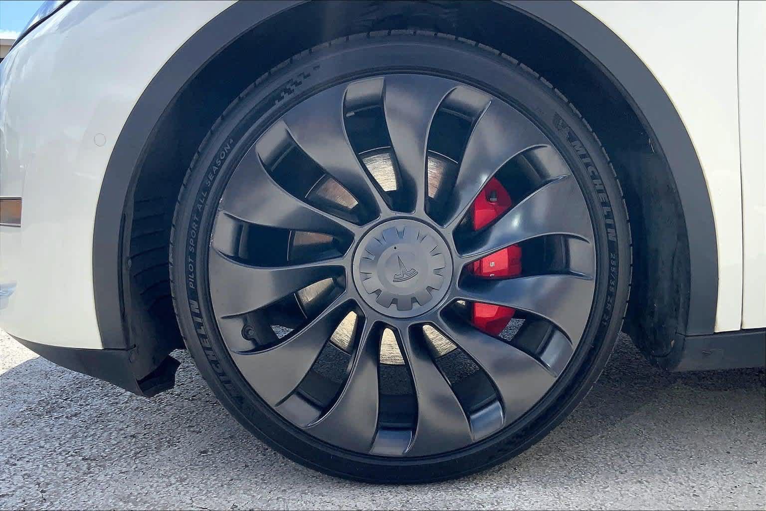 Used 2022 Tesla Model Y Performance AWD/4WD image 8