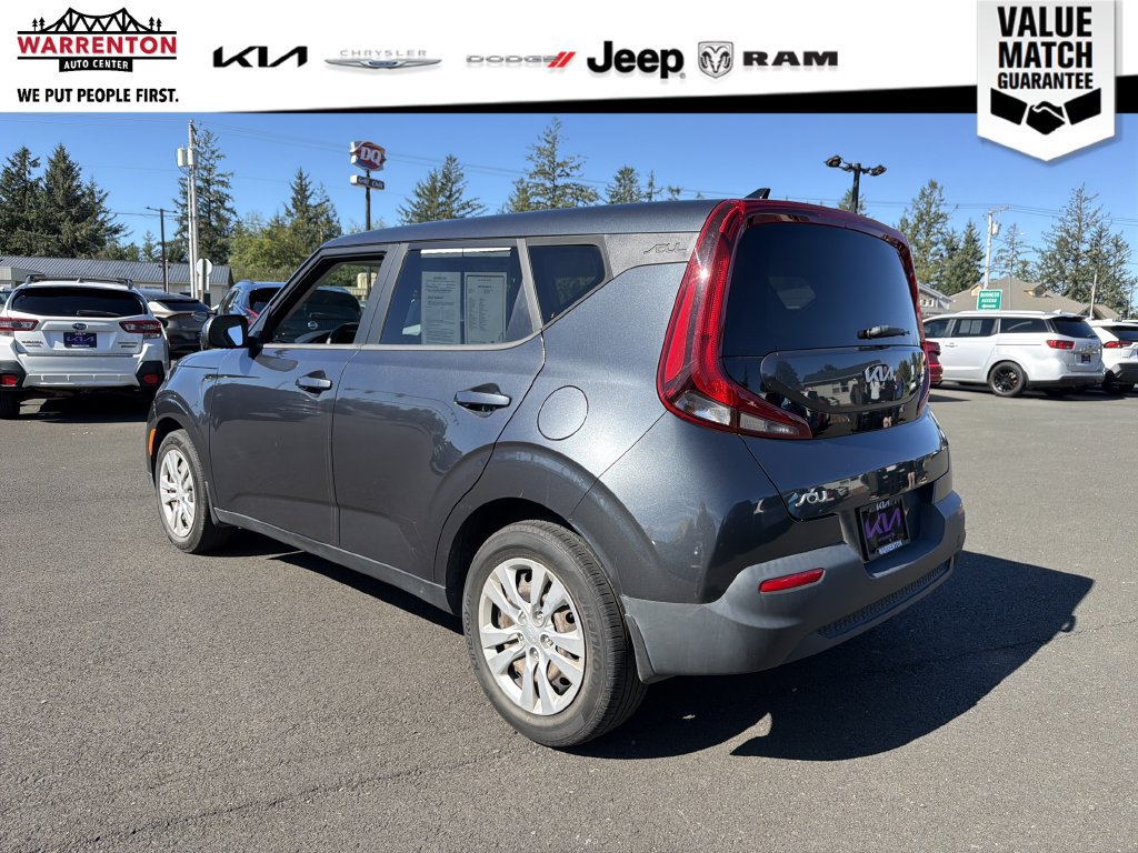 Used 2022 Kia Soul LX FWD image 4