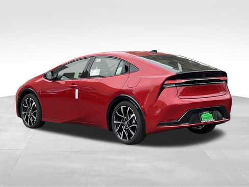 New 2026 Toyota Prius Plug-In Hybrid image 3