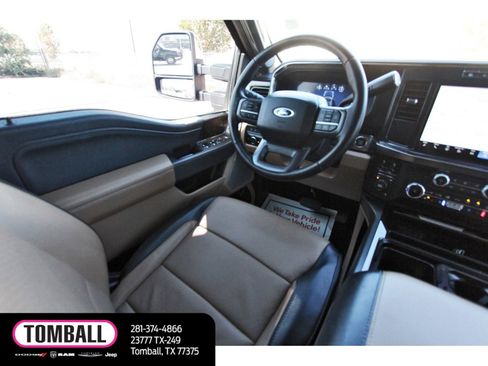 Used 2024 Ford F350 Lariat w/ Chrome Package image 9