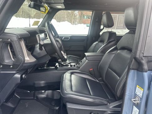 Used 2025 Ford Bronco Outer Banks image 20