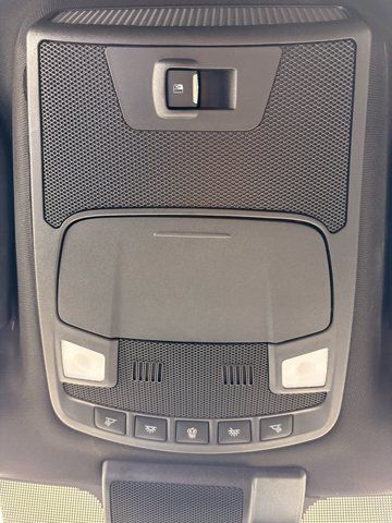 Certified 2019 Ford F150 XLT w/ Equipment Group 302A Luxury AWD/4WD image 18