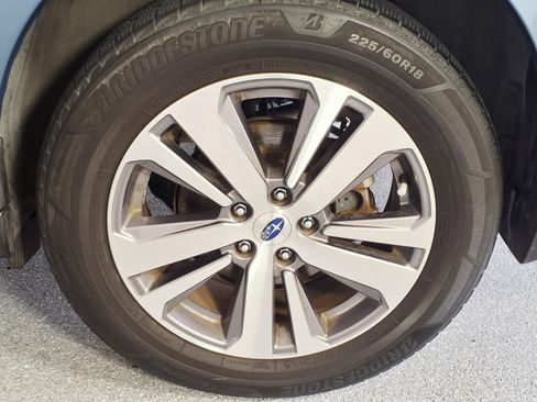 Used 2018 Subaru Outback 3.6R Limited w/ 50th Anniversary Edition AWD/4WD image 8