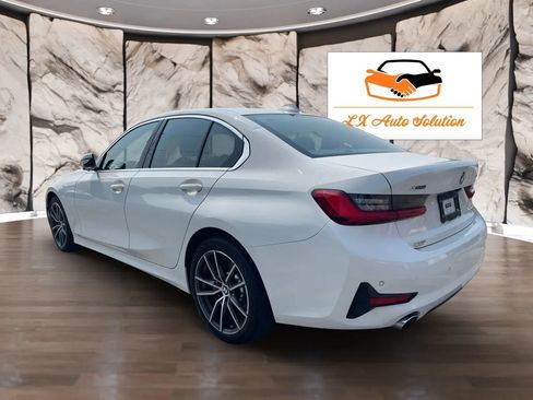 Used 2019 BMW 330i xDrive Sedan w/ Convenience Package AWD/4WD image 8