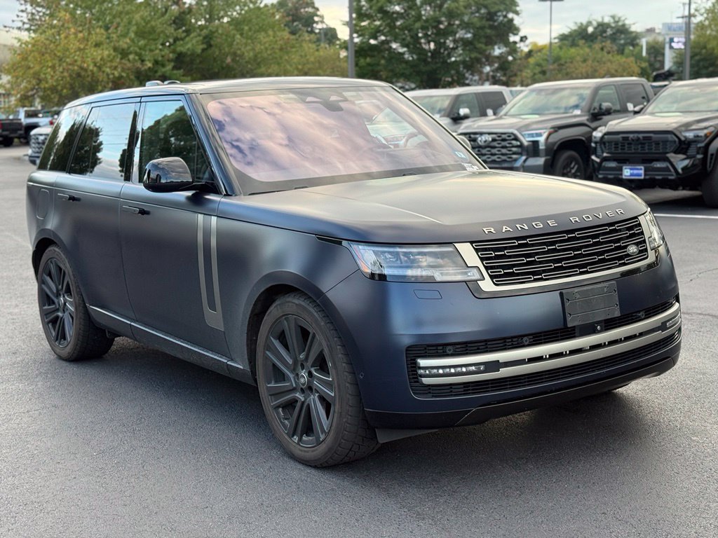 Used 2023 Land Rover Range Rover SE AWD/4WD image 11