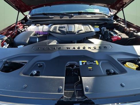 New 2026 Jeep Grand Wagoneer 4WD image 12